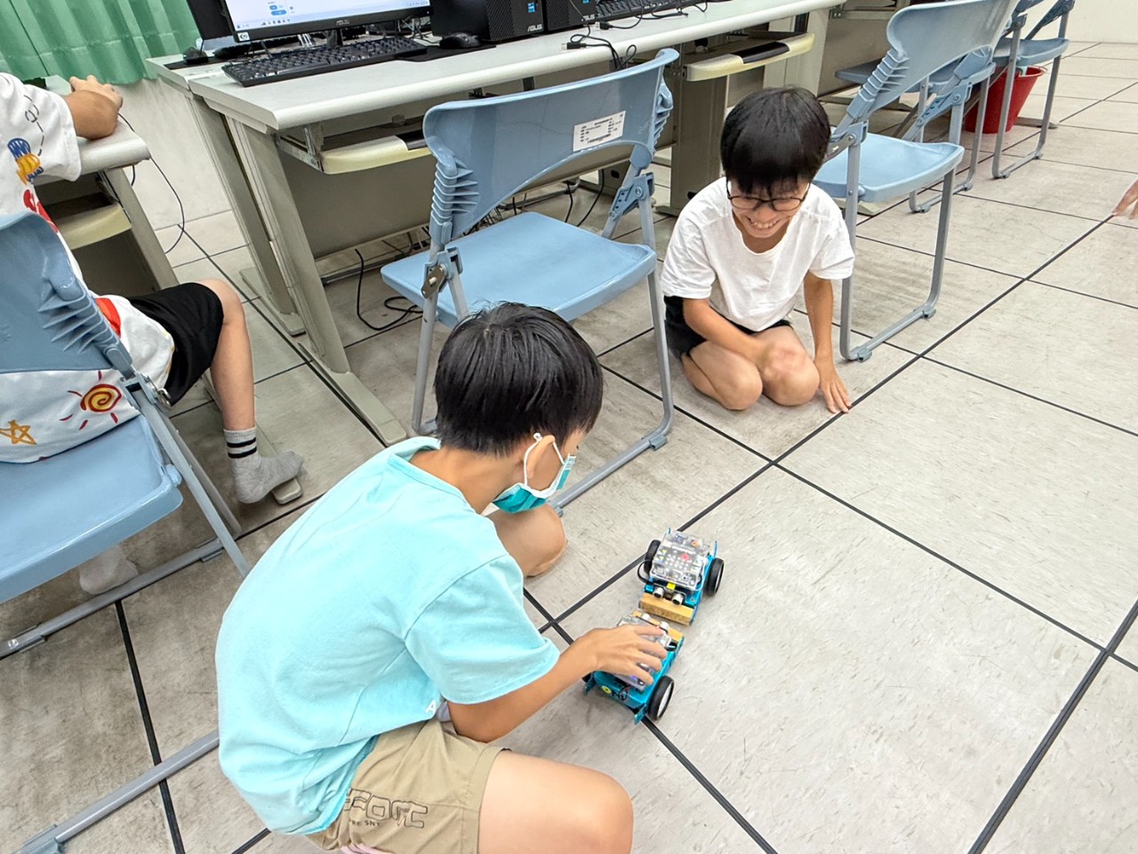 114.05.28教育機器人程式設計+自走車體驗課程