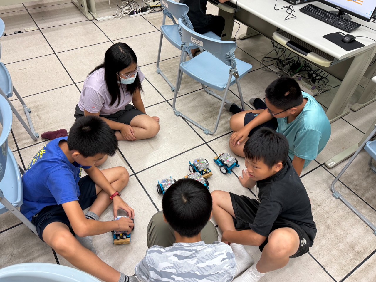 114.05.28教育機器人程式設計+自走車體驗課程